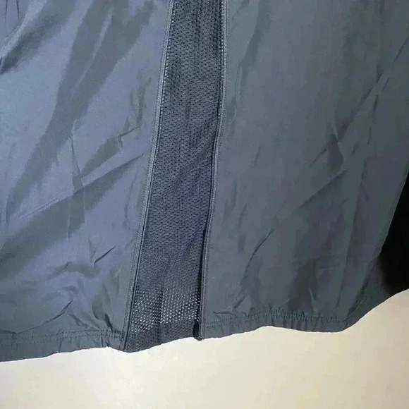 Fabletics Afina Jacket in Black and Rose Gold‎ - Picture 13 of 15